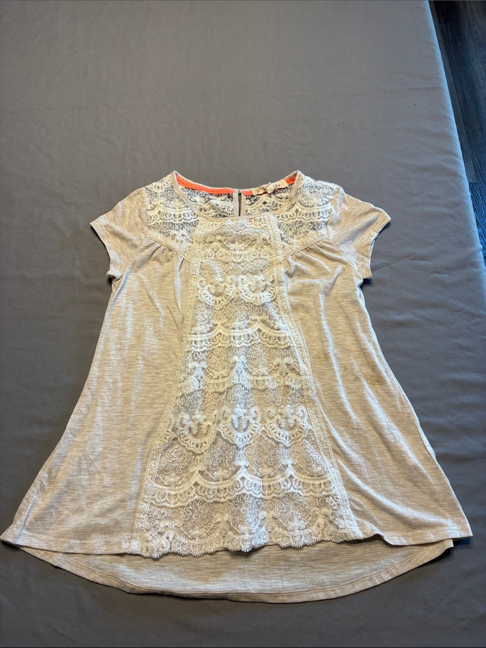 Rewind Cream Lace Front Short Sleeve Tunic with Coral Trim